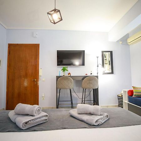 Adriana'S Downtown Studio-Parking Lot Included Patras Bagian luar foto